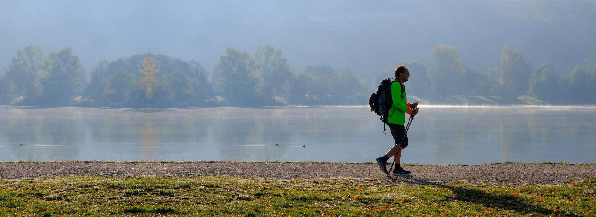 Nordic Walking - Mit Stöcken in Schwung